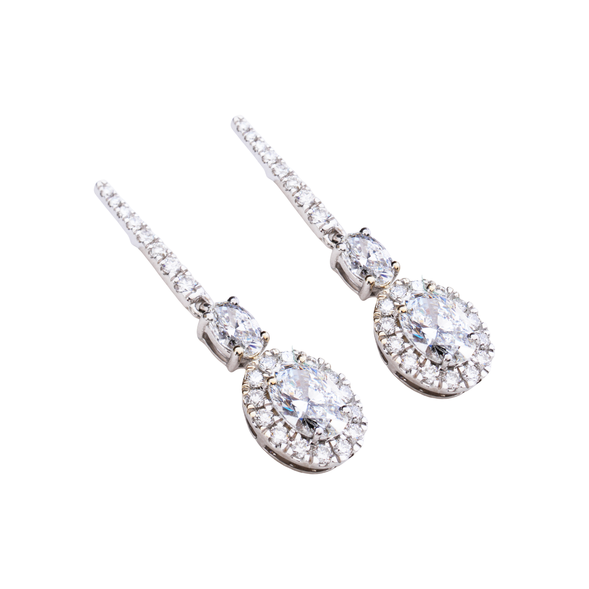 Noir Oval Solitaire Diamond Drops