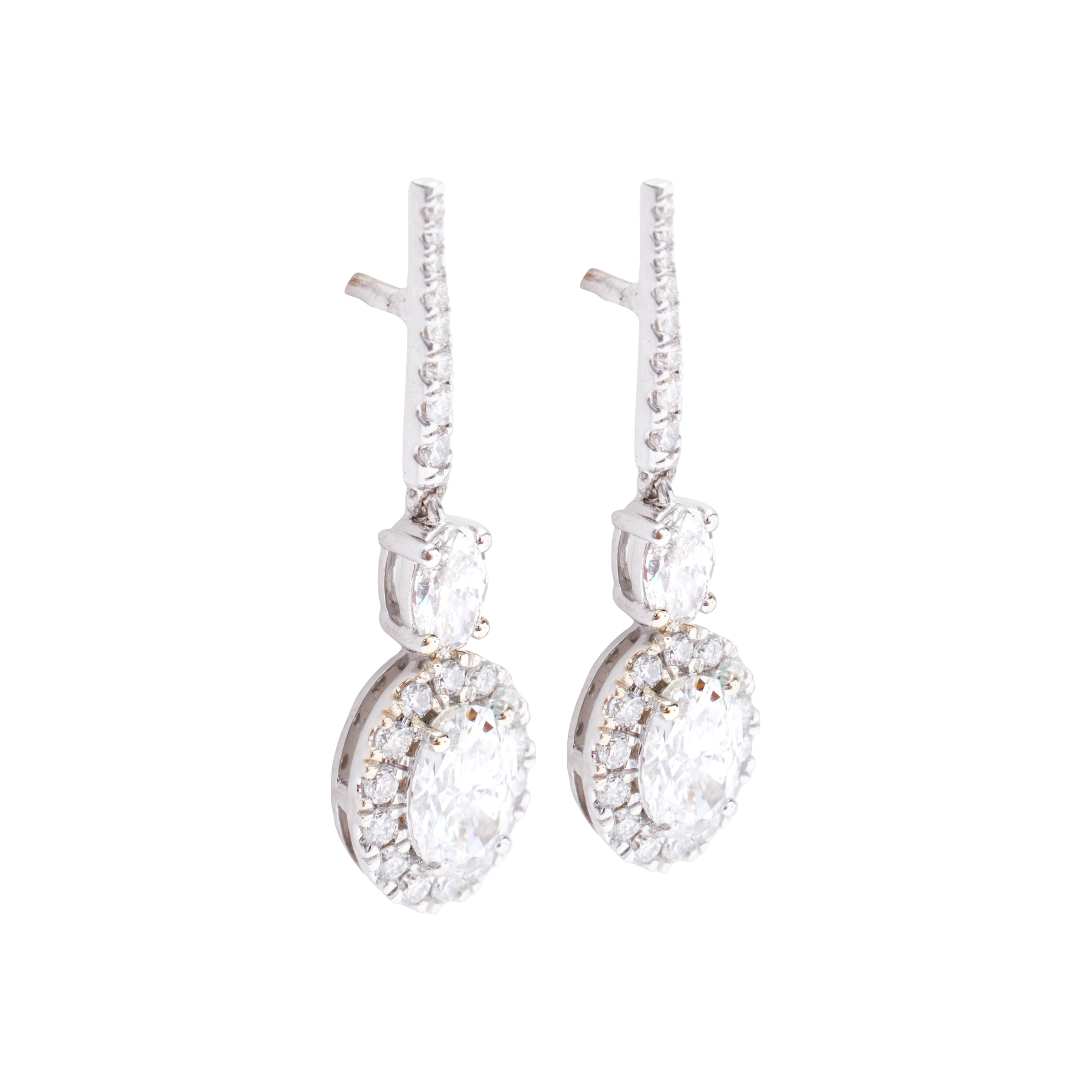 Noir Oval Solitaire Diamond Drops