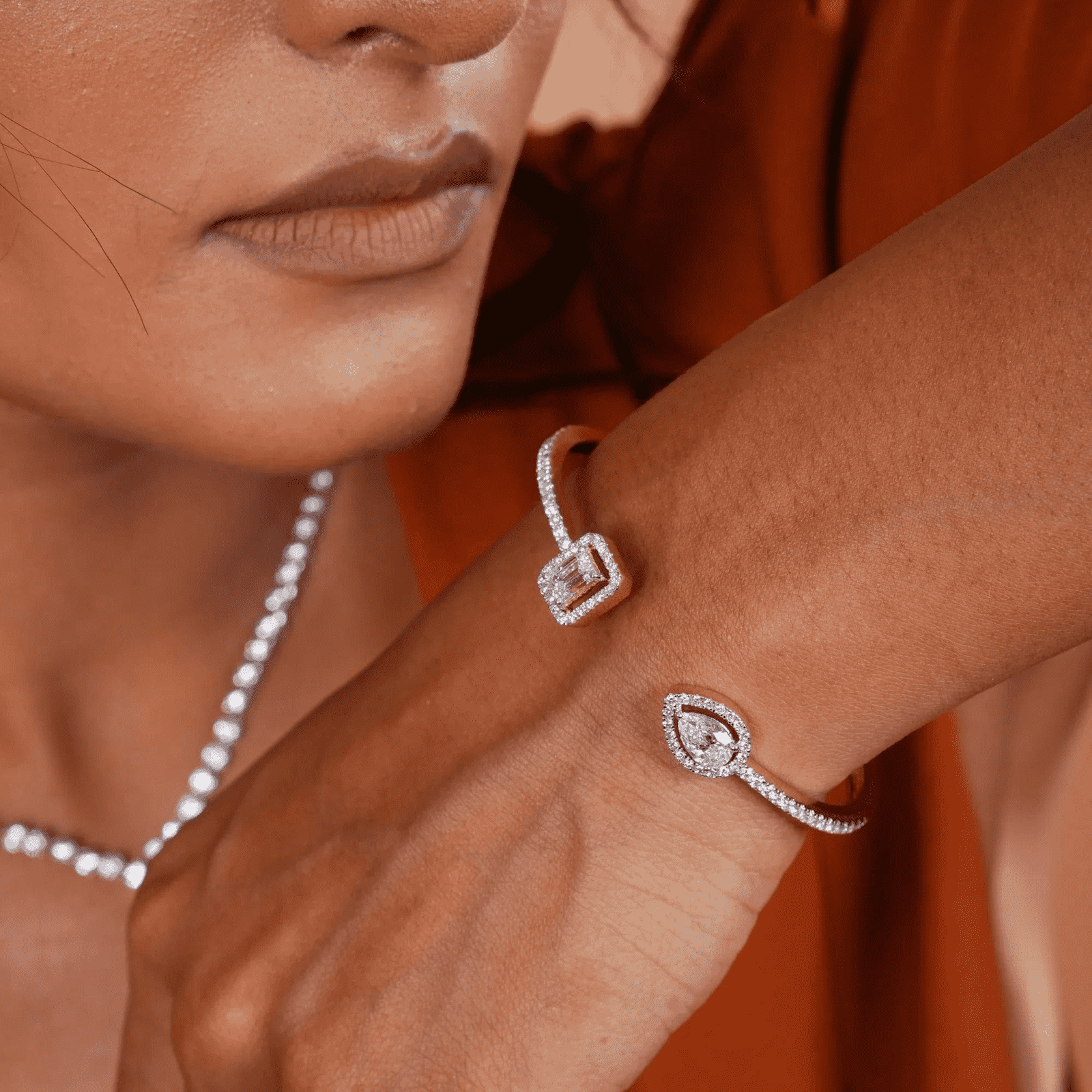 Toi et Moi Emerald and Pear Bracelet