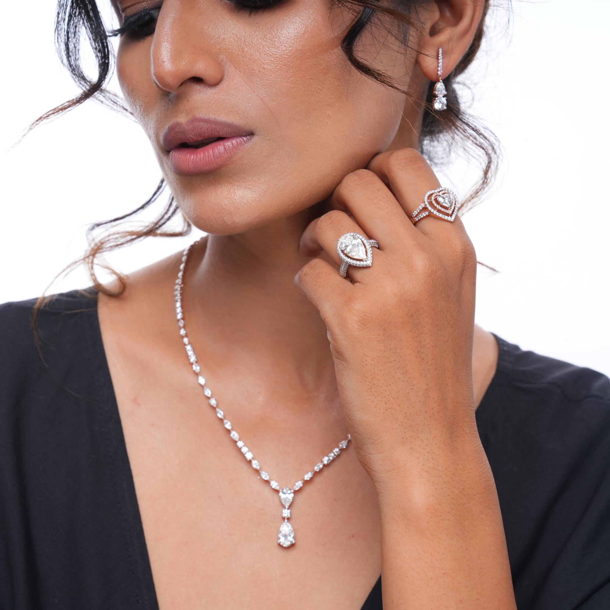 Zinnovia Luxe Diamond Earrings