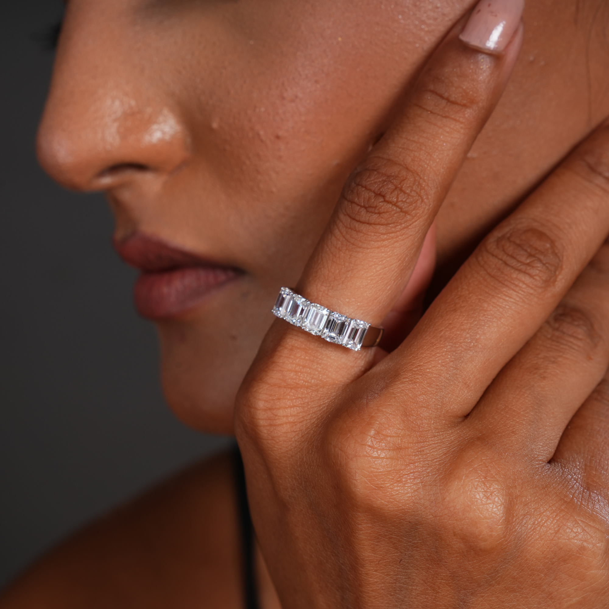 Ruth Emerald Diamond Band