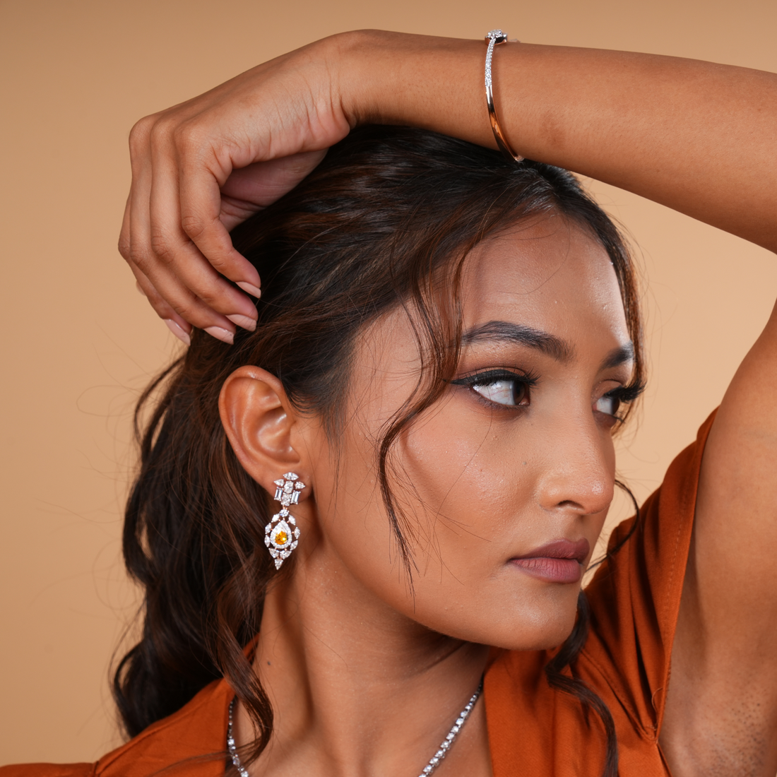 Luminous Grandeur: 2.6 CT Diamond Earrings