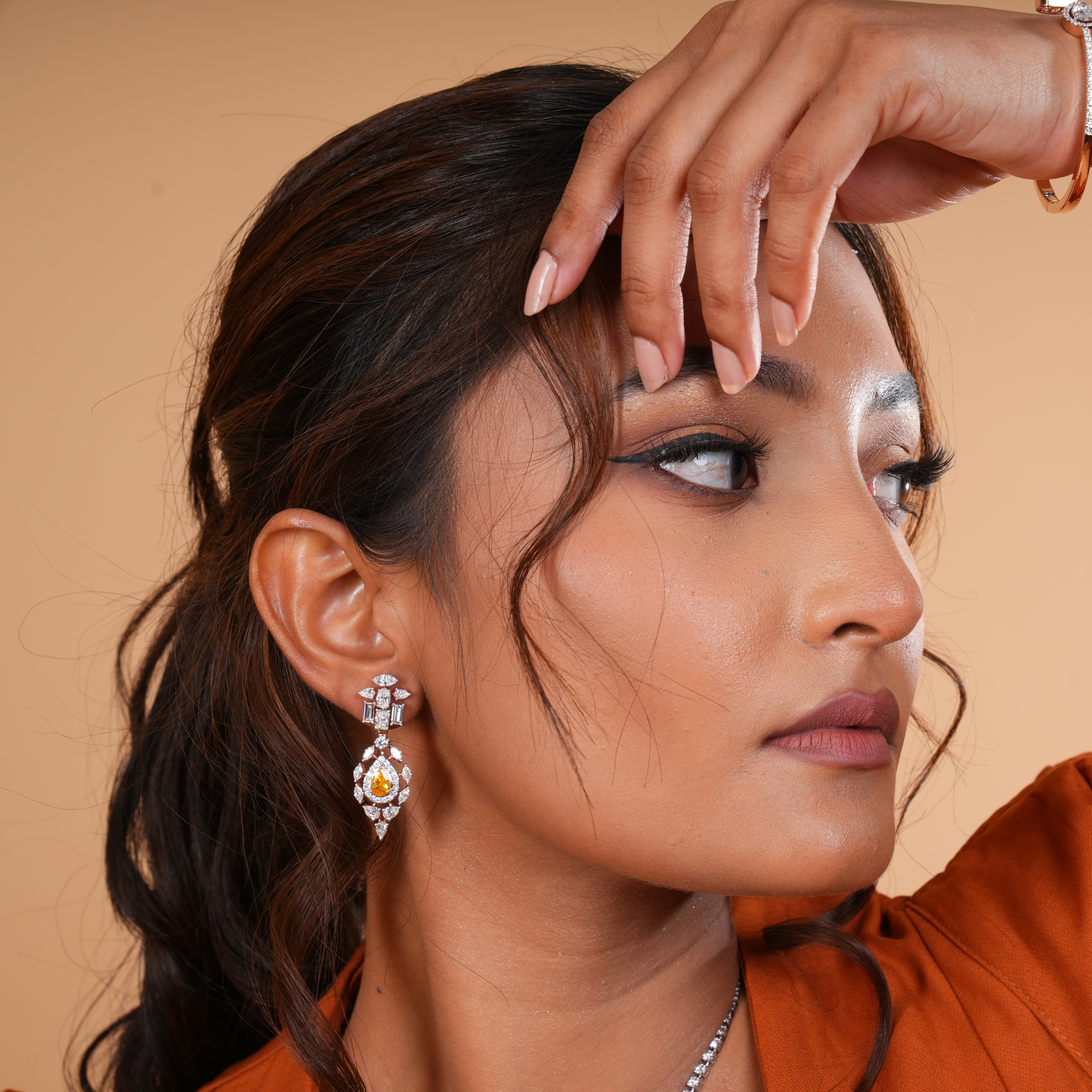 Luminous Grandeur: 2.6 CT Diamond Earrings