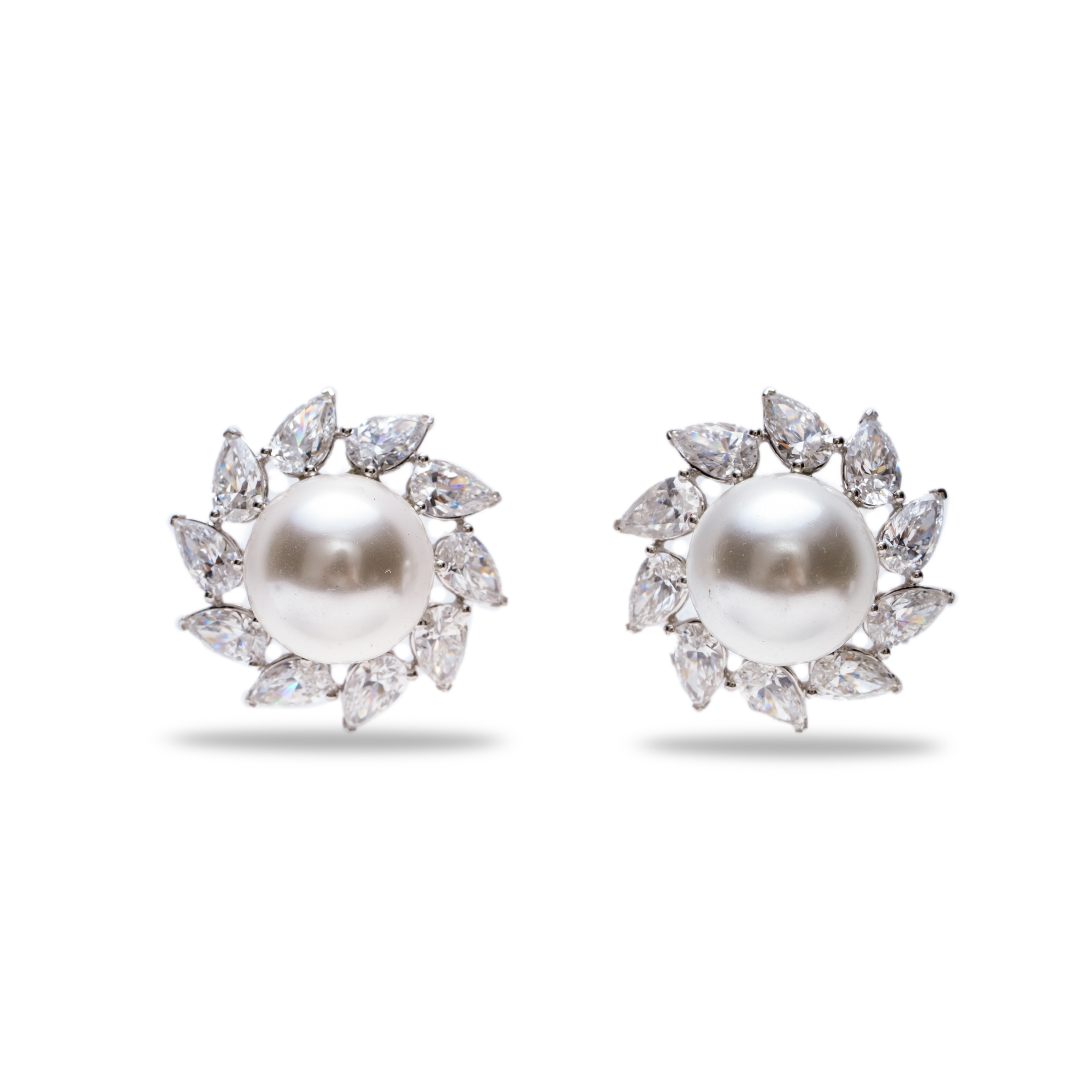 Prestige Enchanté Pearl Earrings