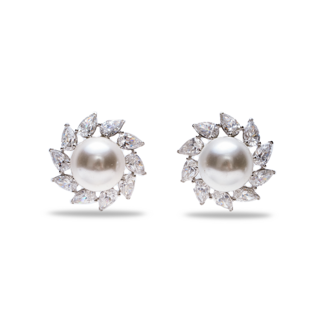 Prestige Enchanté Pearl Earrings