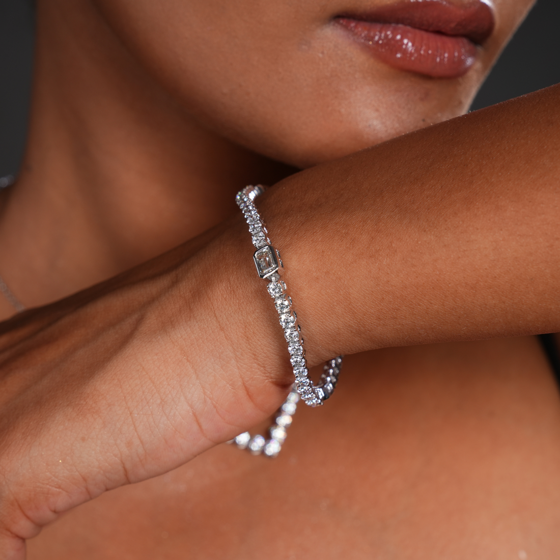 11 Cent Emerald Station Tennis Bracelet
