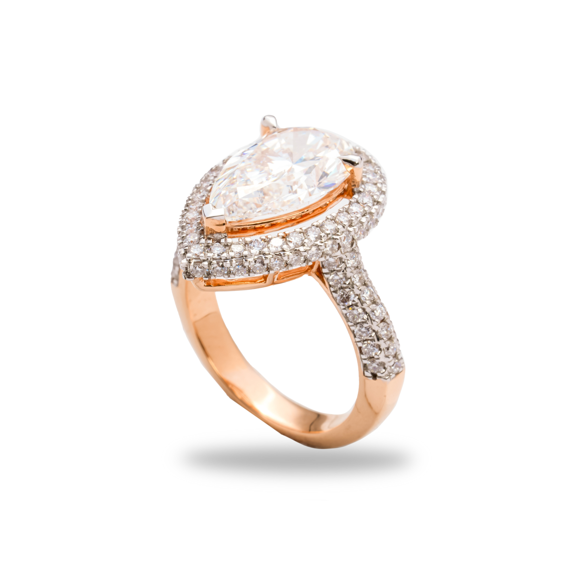 3 CT Lustre de Poire Diamond Engagement Ring