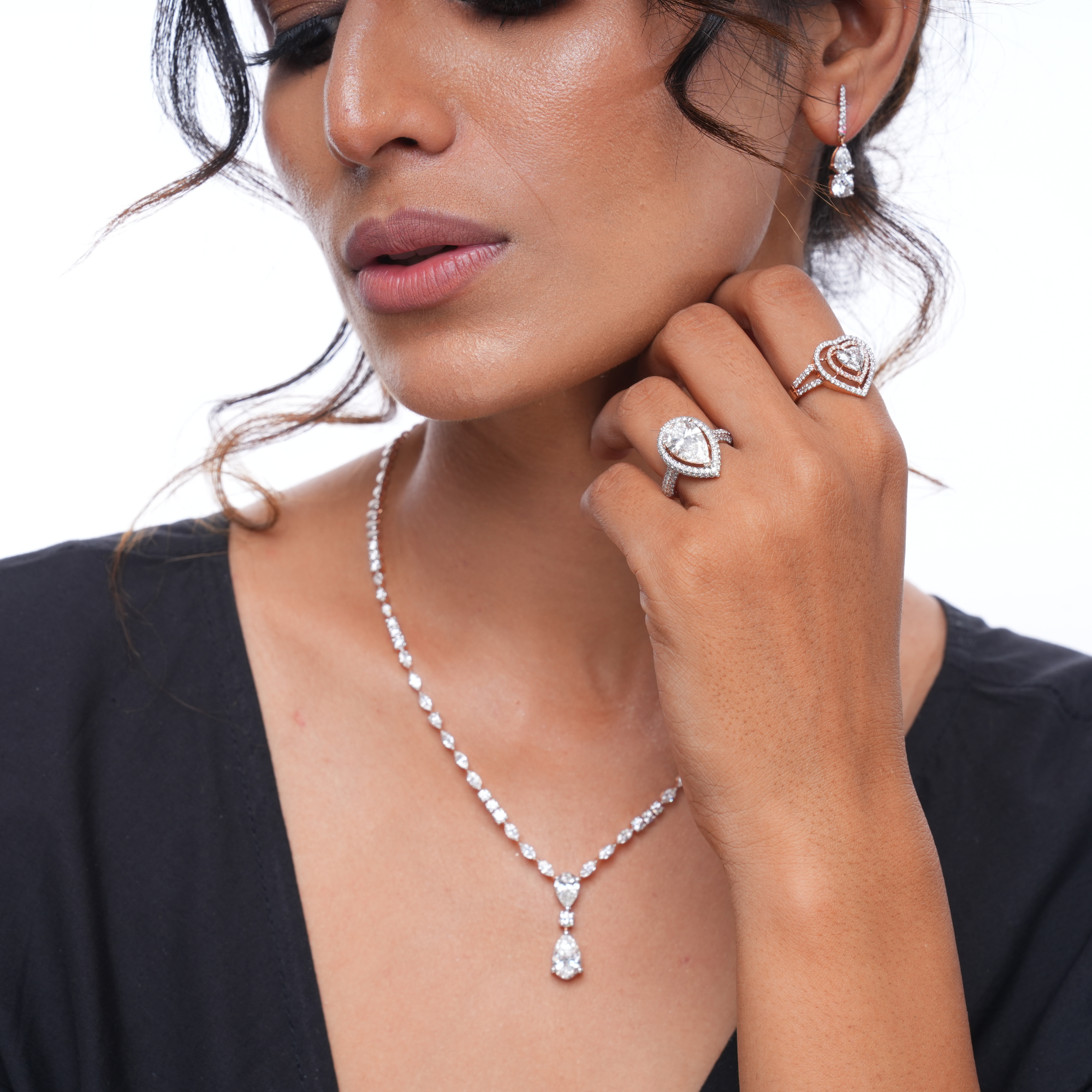 3 CT Lustre de Poire Diamond Engagement Ring