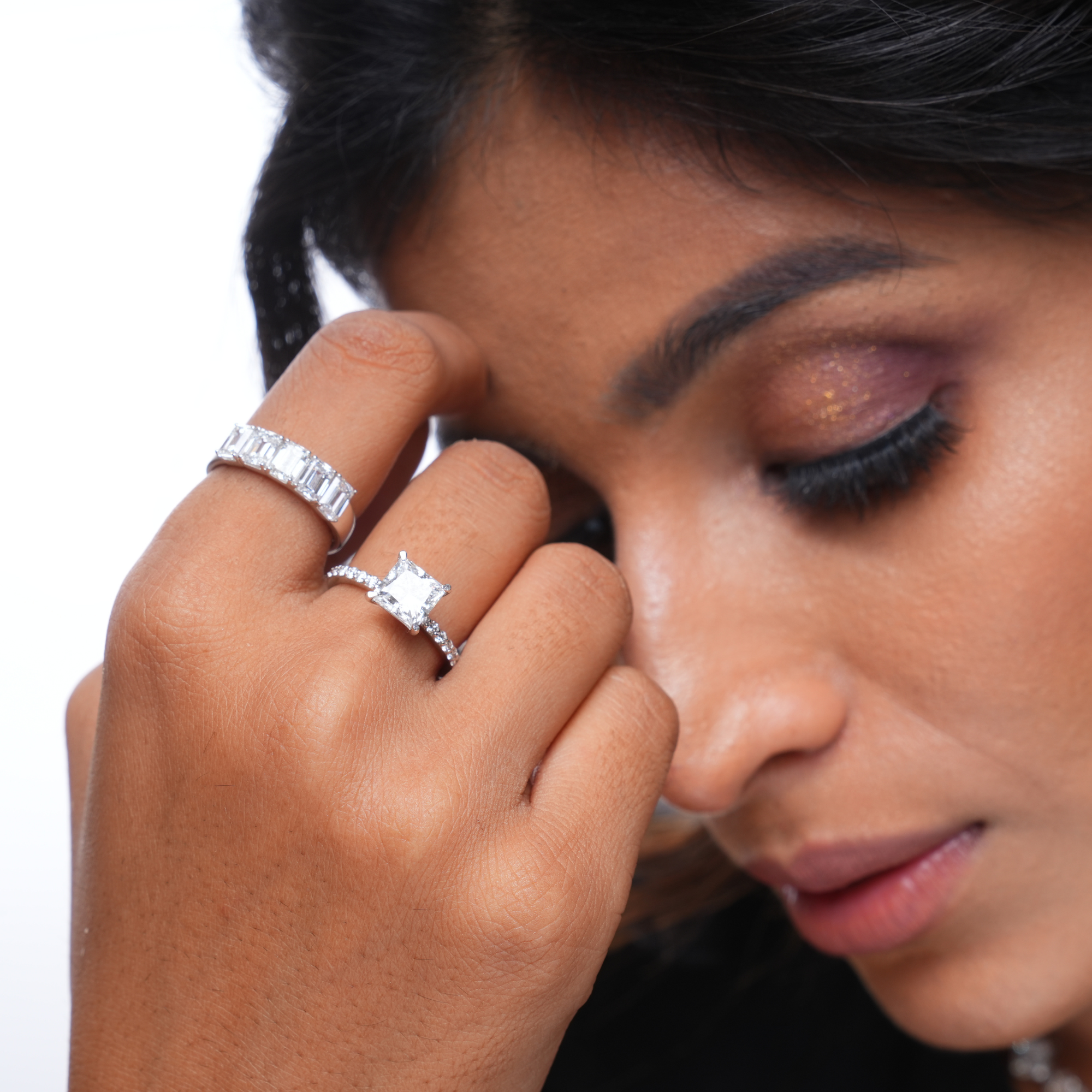 2 CT Dazzling Princess-cut Diamond Ring