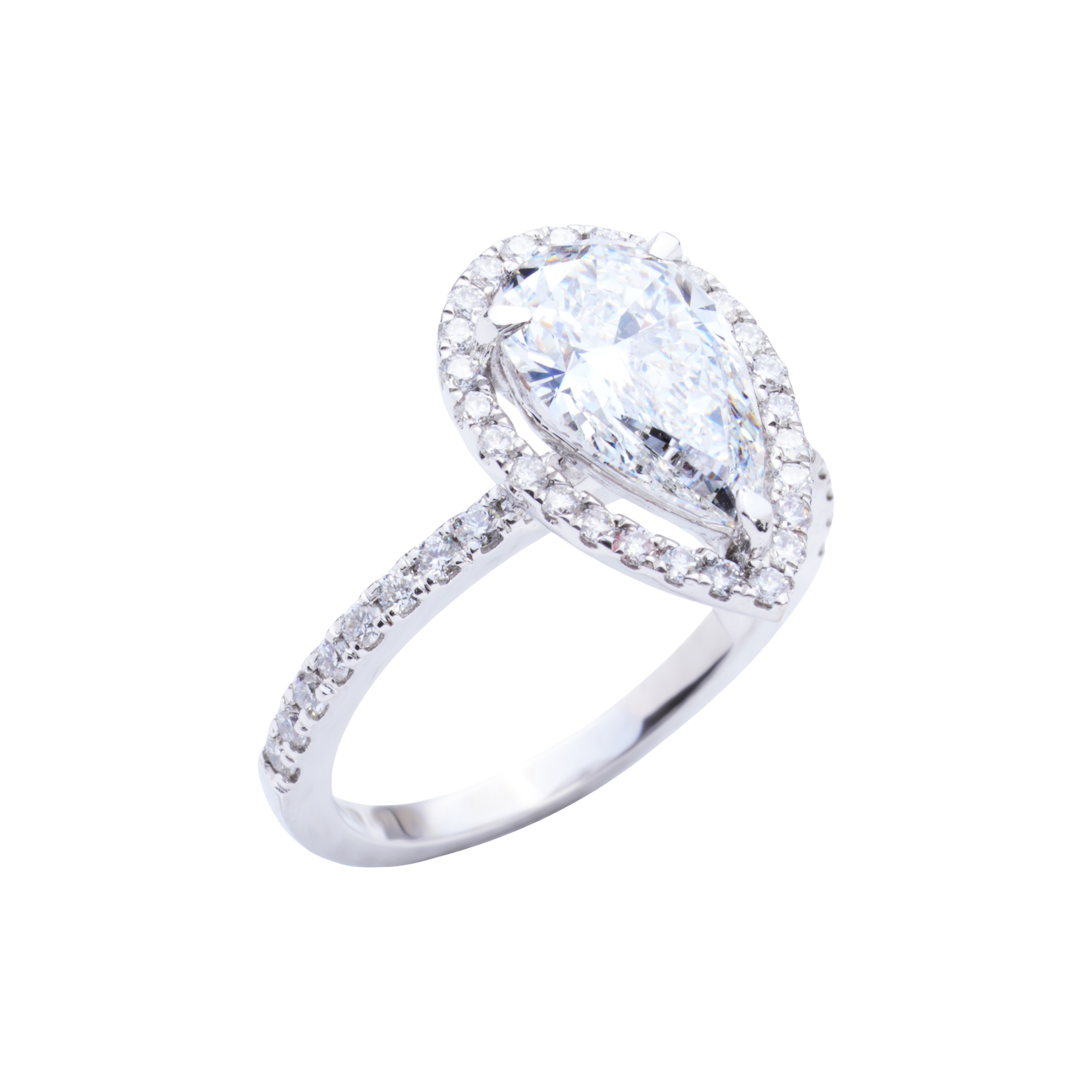 1.8 CT Aurora Halo Diamond Ring