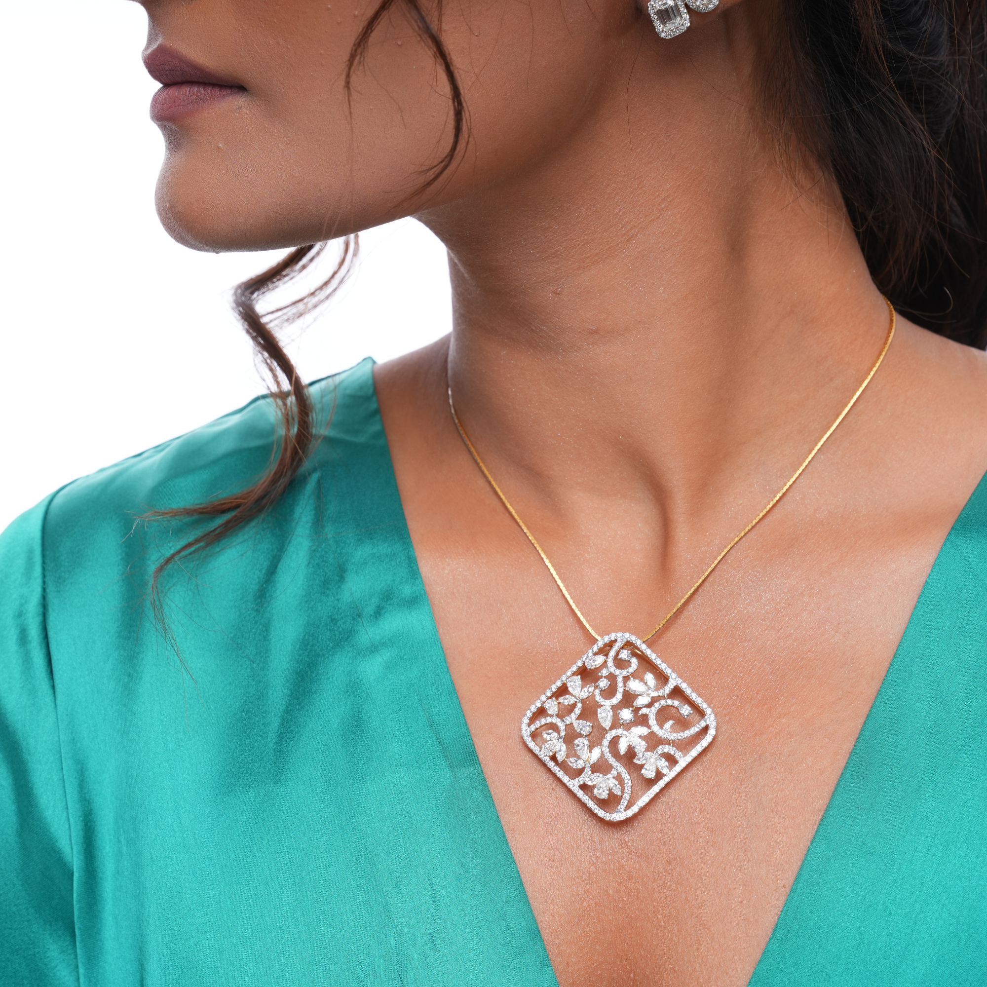 Dancing Vine Trellis Diamond Pendant