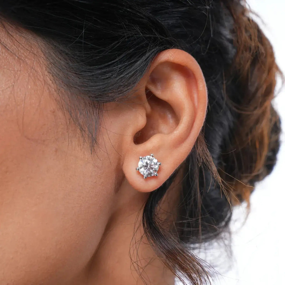 4 Carat Round Solitaire Earrings (Basket Setting)
