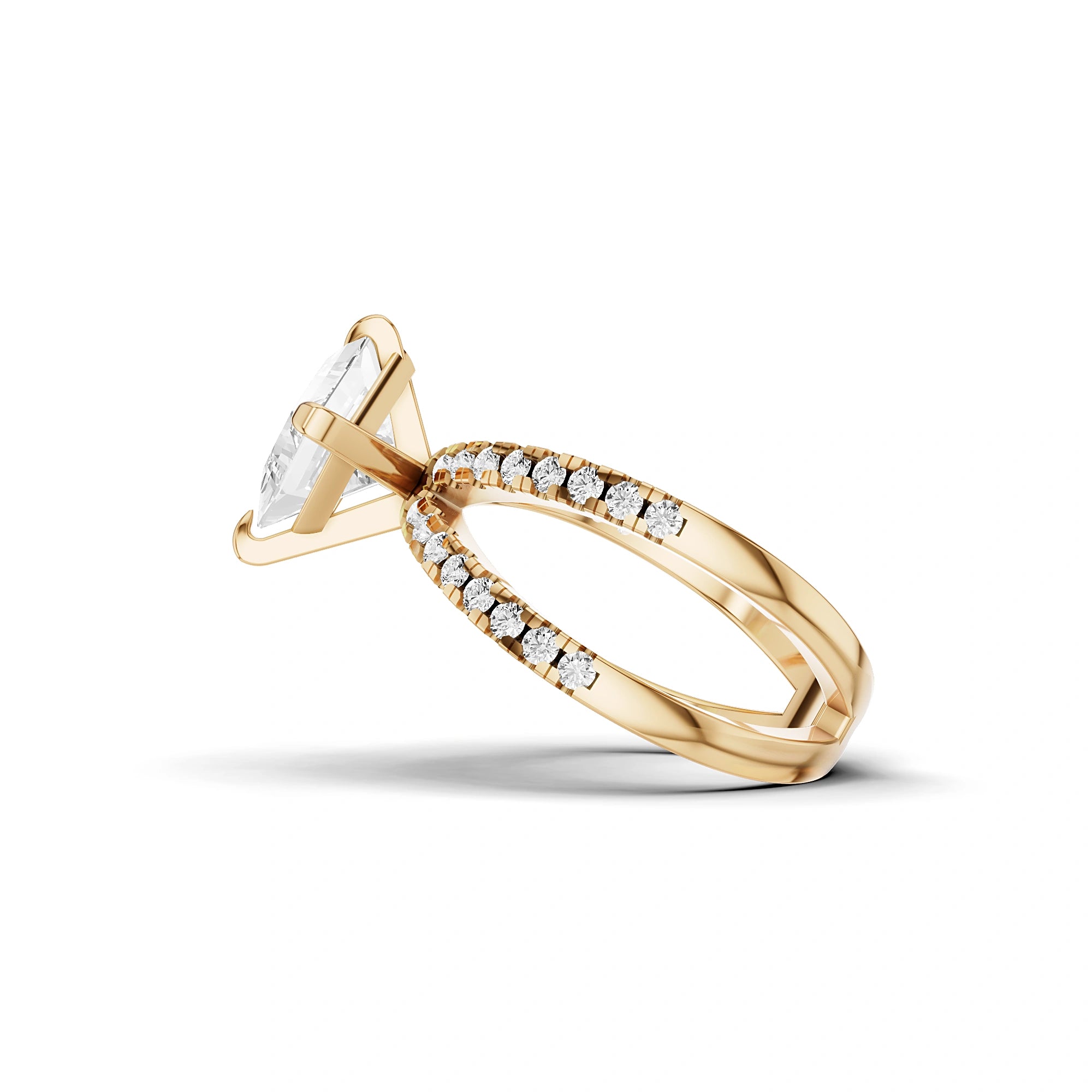 Lab Grown Princess Diamond Criss-Cross Ring in Yellow Gold – Pave Diamond Band Close-Up
